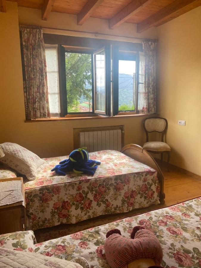 Casa Luisa Biedes, Pilona Villa Infiesto Kültér fotó