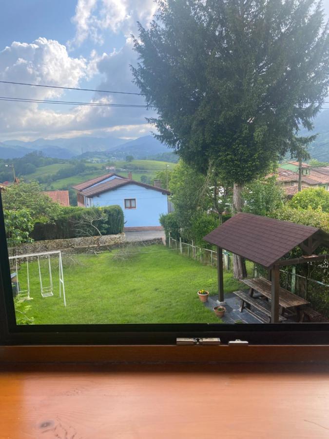 Casa Luisa Biedes, Pilona Villa Infiesto Kültér fotó